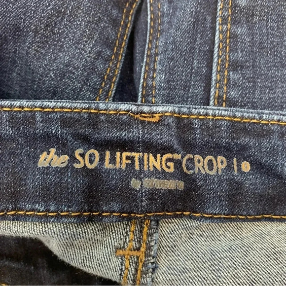 Chicos 0 Jeans Woman 4 Crop Mid Rise Blue Dark Wash Stretch Straight Classic - Picture 5 of 11